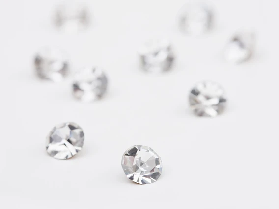Lab-Grown vs. Mined – Can You Tell the Difference?