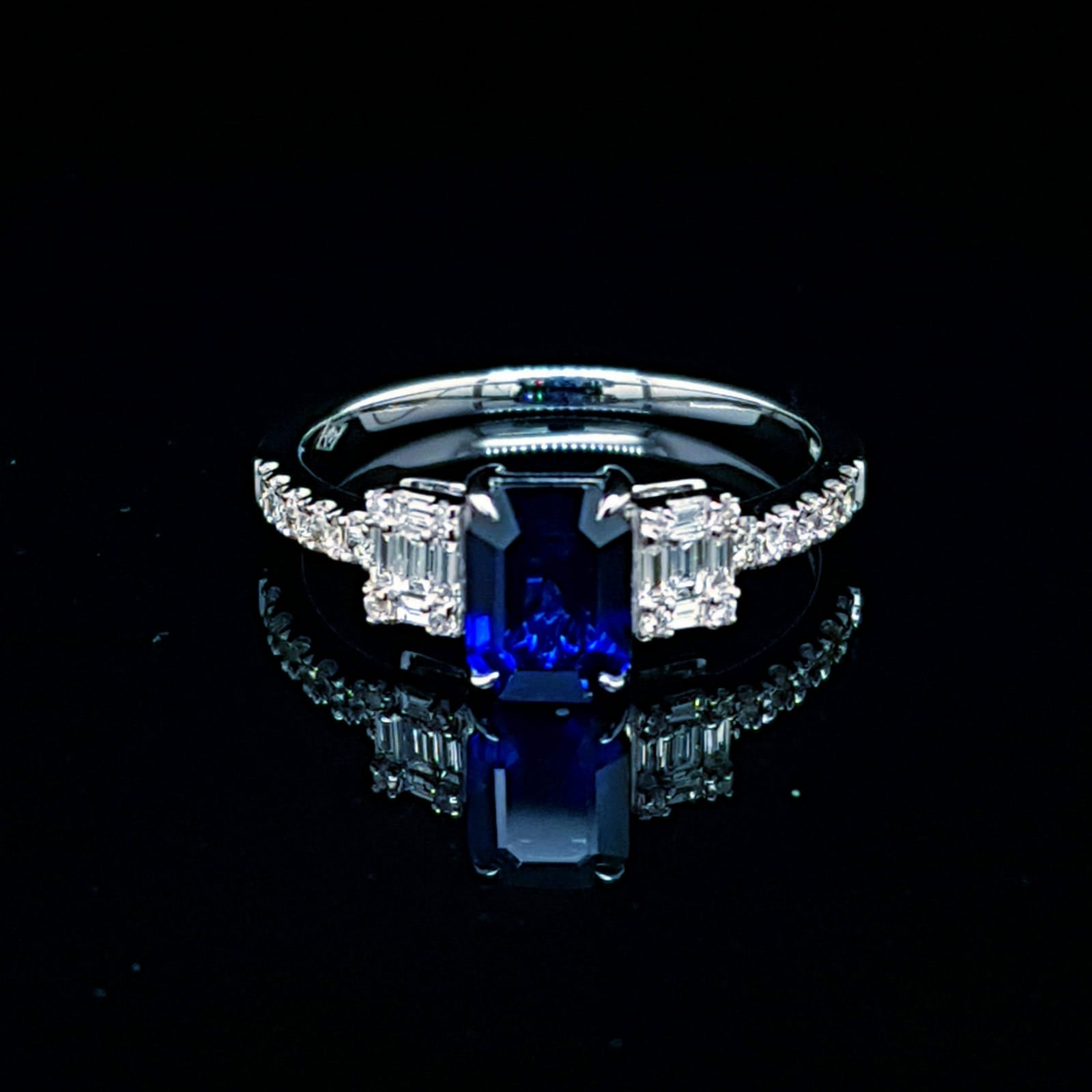 The Ultimate Guide to Promise Rings: Styles, Trends, and Meanings